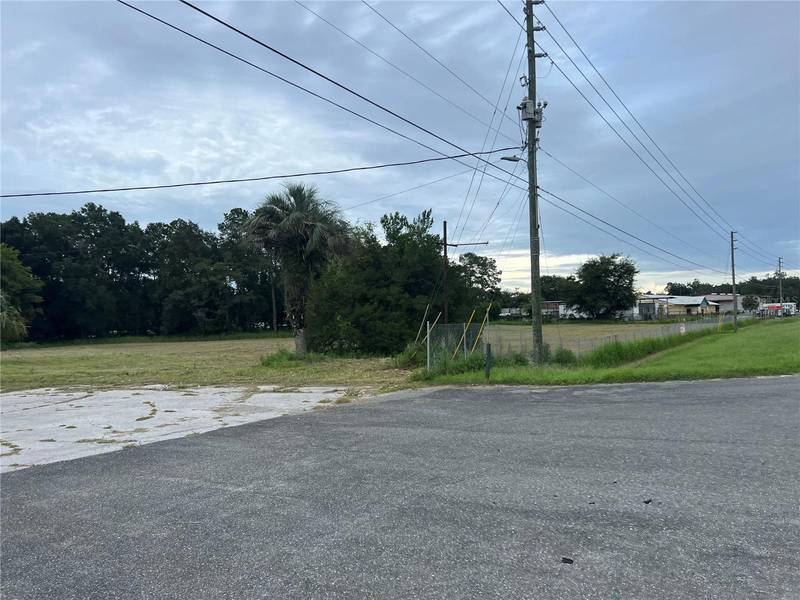 11585 SE US HIGHWAY 441, Belleview, FL 34420