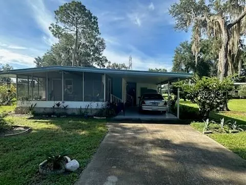 64 N BOBWHITE RD, Wildwood, FL 34785