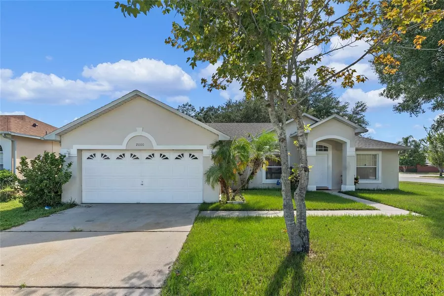 2000 GOLDEN OAT CT, Kissimmee, FL 34743