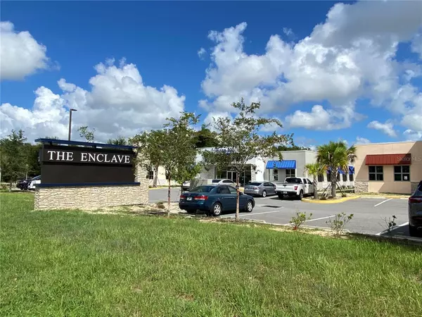 Lady Lake, FL 32159,871 HIGHWAY 466 #401&801