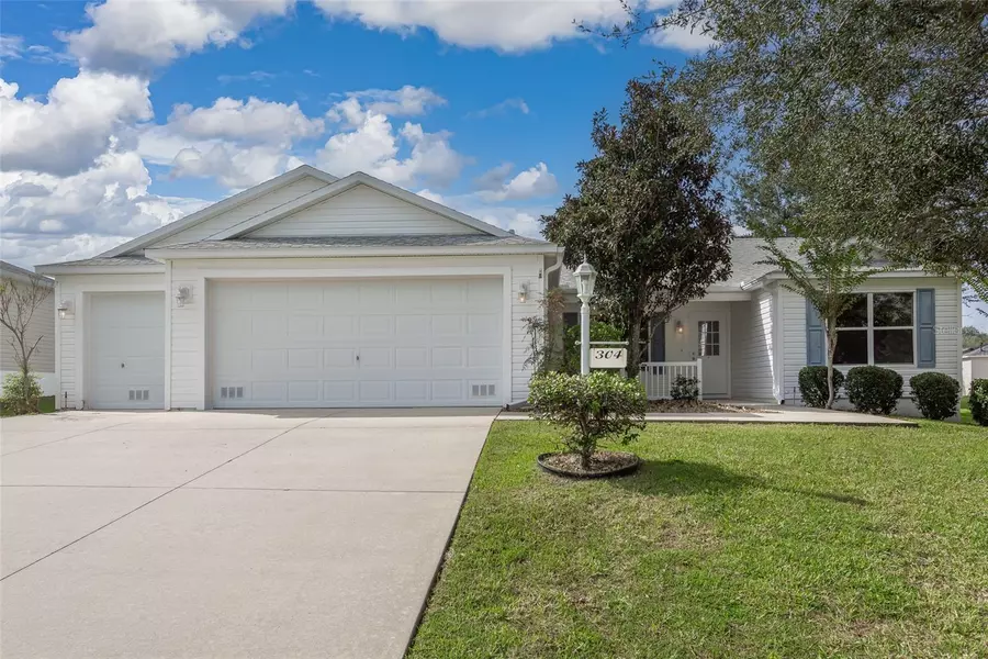 304 KNOLL PL, The Villages, FL 32162