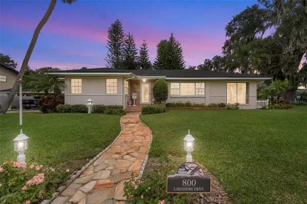 800 LAKESHORE DR, Leesburg, FL 34748