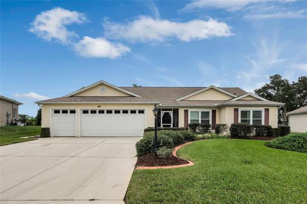 4750 SAWGRASS LAKE CIR, Leesburg, FL 34748