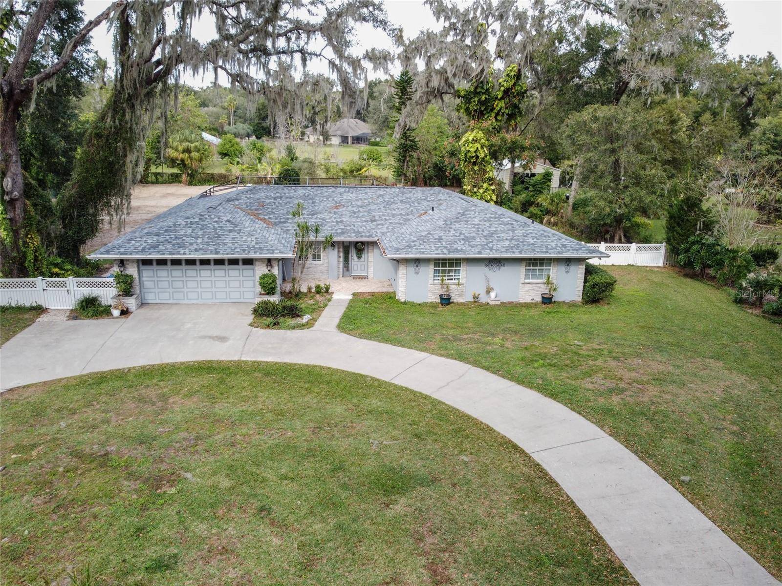 4706 FAIRLEA DR, Valrico, FL 33596