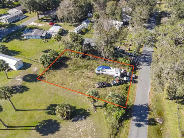 2123 CR 429, Lake Panasoffkee, FL 33538