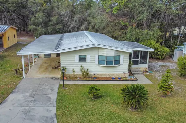 2055 STACEY DR,  Mount Dora,  FL 32757