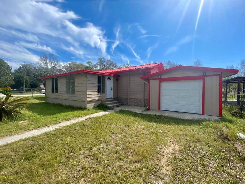 17440 SE 37TH LN, Ocklawaha, FL 32179