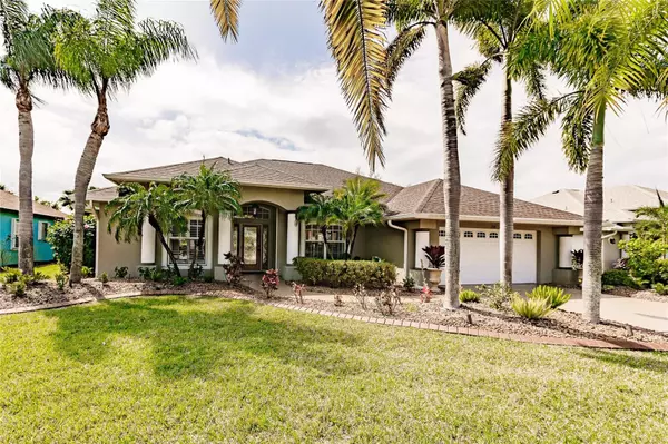 Rotonda West, FL 33947,254 ROTONDA BLVD E