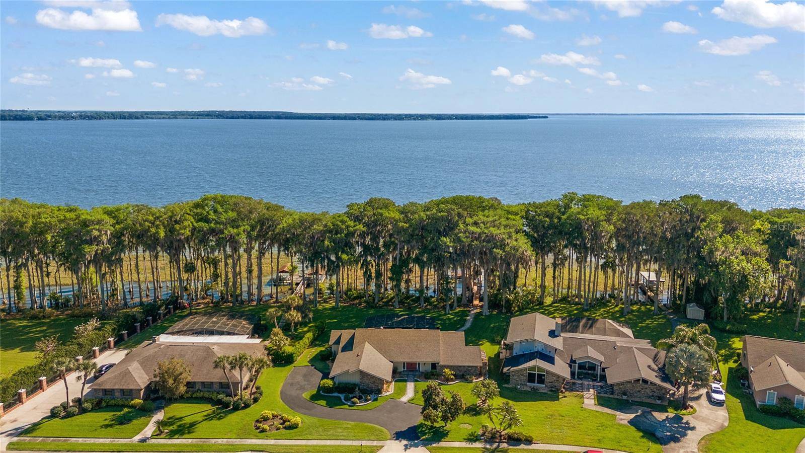 2918 PORTO BELLO AVE, Leesburg, FL 34748