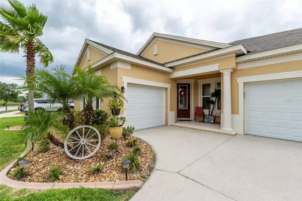 Groveland, FL 34736,325 BLUE CYPRESS DR