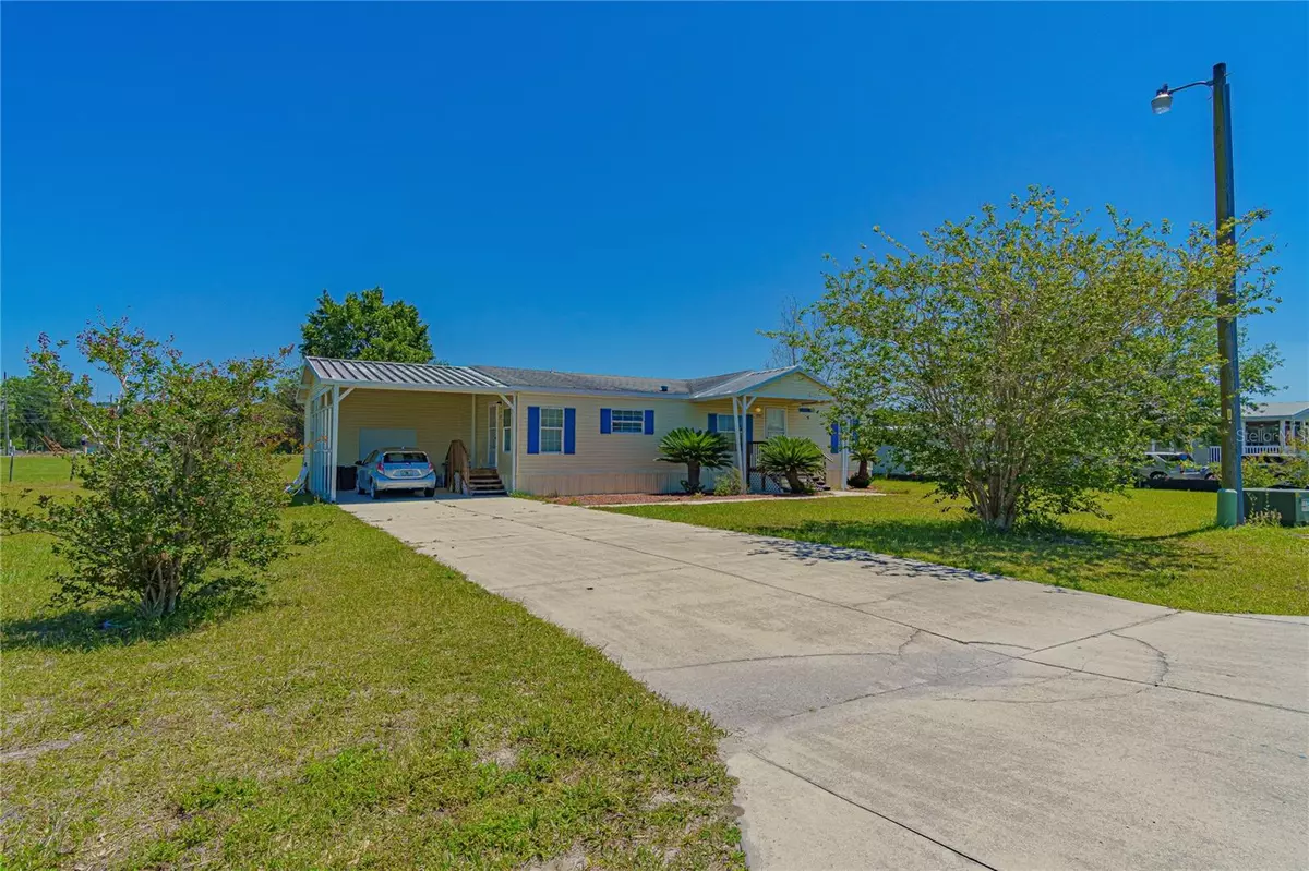 Lake Panasoffkee, FL 33538,1224 NW 12TH LN