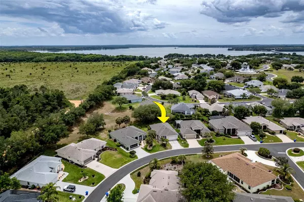 Tavares, FL 32778,5283 INDIAN OCEAN LOOP