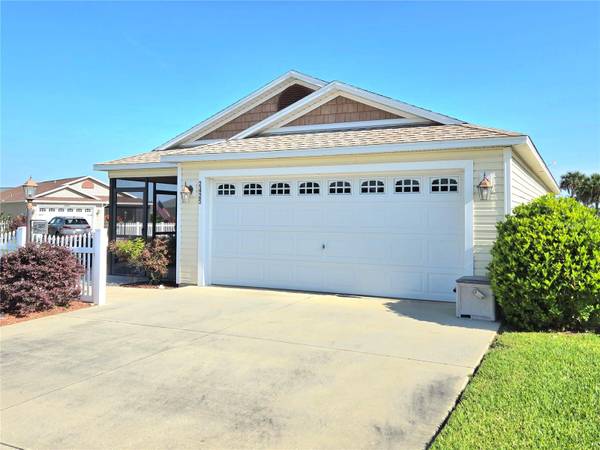 2425 KELLY PL, The Villages, FL 32163