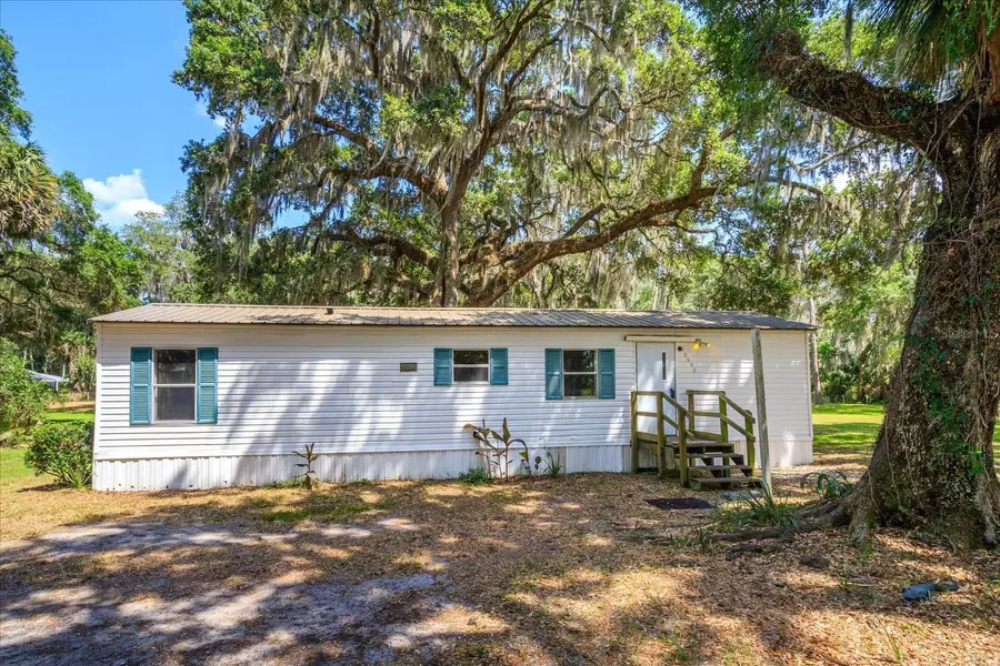 38831 EMERALDA ISLAND RD, Leesburg, FL 34788