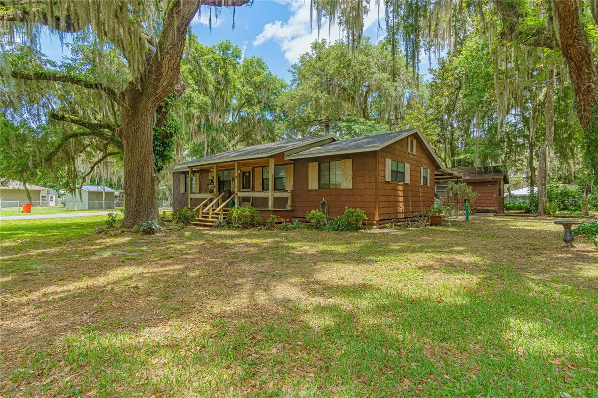 Lake Panasoffkee, FL 33538,2227 CR 452