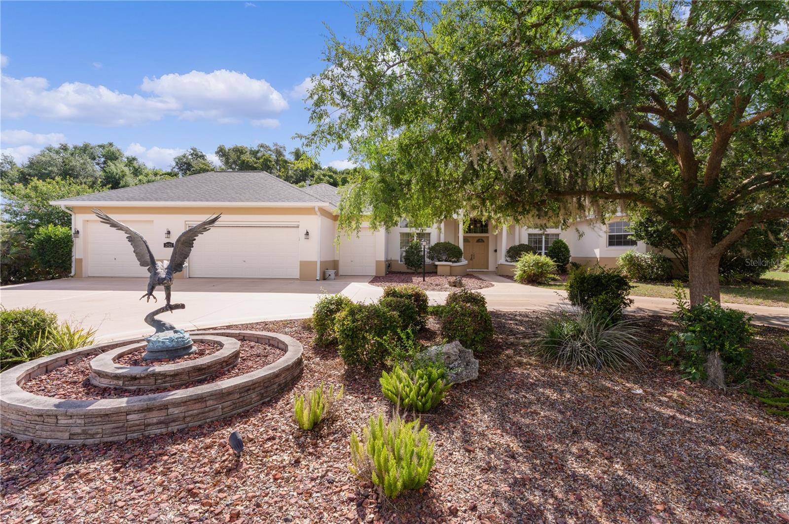2821 LARRANAGA DR, The Villages, FL 32162