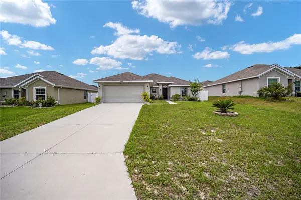 Fruitland Park, FL 34731,900 EDITH DR