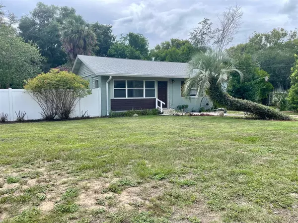 Eustis, FL 32726,1126 HILLCREST CT