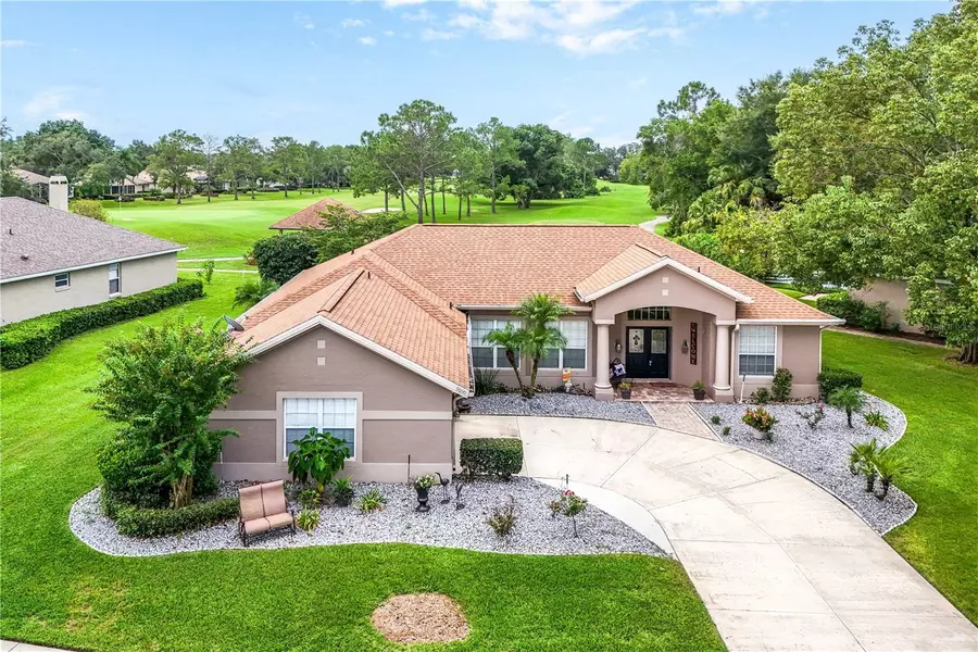 9010 LAUREL RIDGE DR, Mount Dora, FL 32757