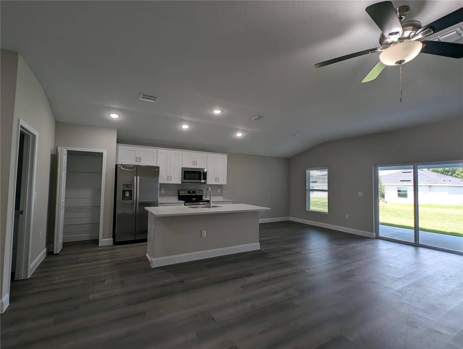 Lady Lake, FL 32159,1209 VANDERWAY LN