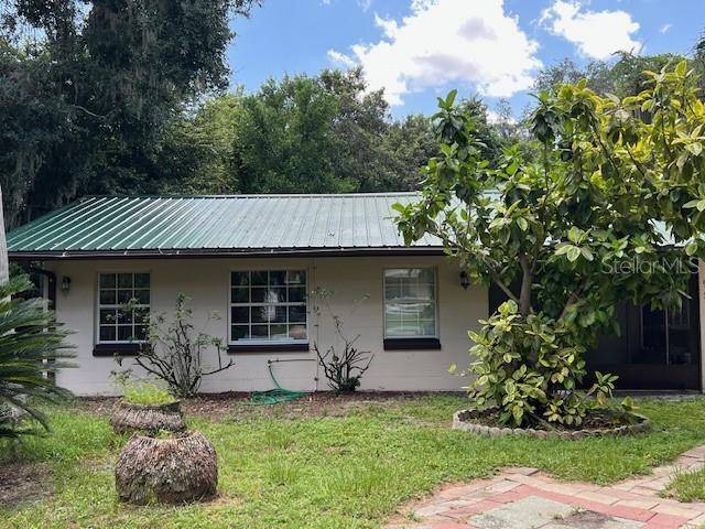 Lake Panasoffkee, FL 33538,951 CR 482B