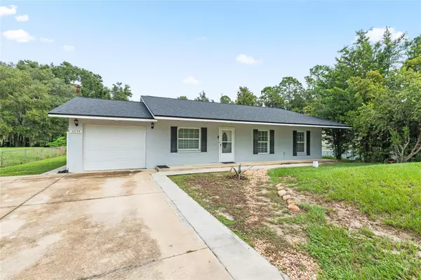 33739 LINDA LN,  Leesburg,  FL 34788