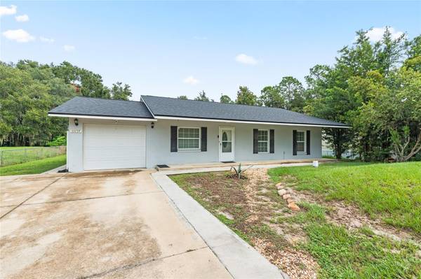 33739 LINDA LN, Leesburg, FL 34788