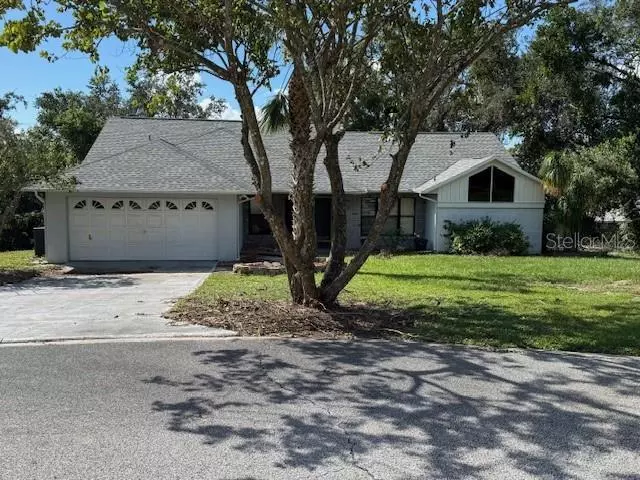 Eustis, FL 32726,90 HILLSIDE DR