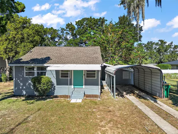 105 W STEVENS AVE, Eustis, FL 32726