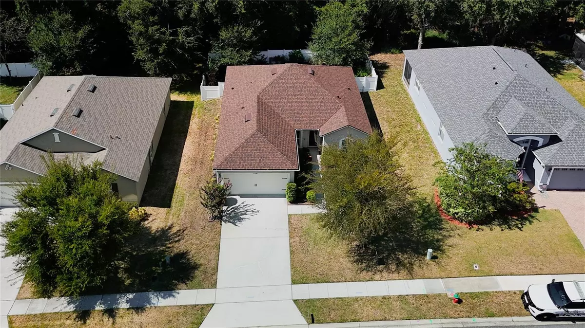 Tavares, FL 32778,2354 VALHALLA DR