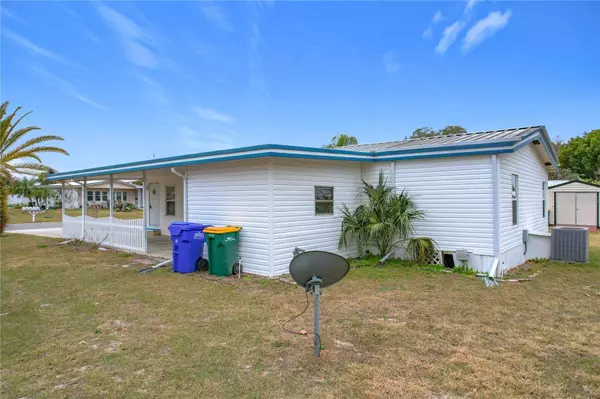 Tavares, FL 32778,1681 NASSAU CIR