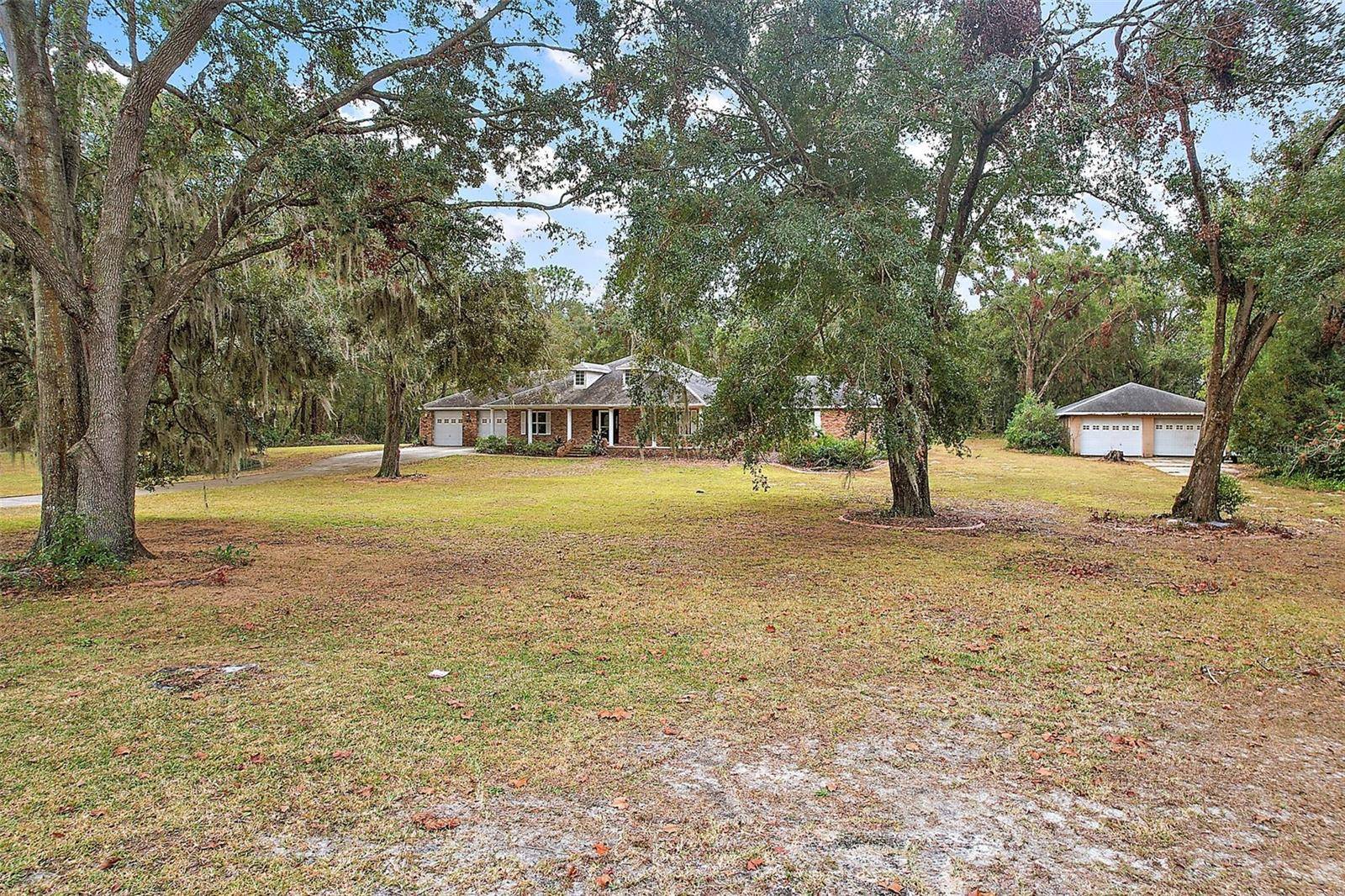 Fruitland Park, FL 34731,34620 GALLA RD
