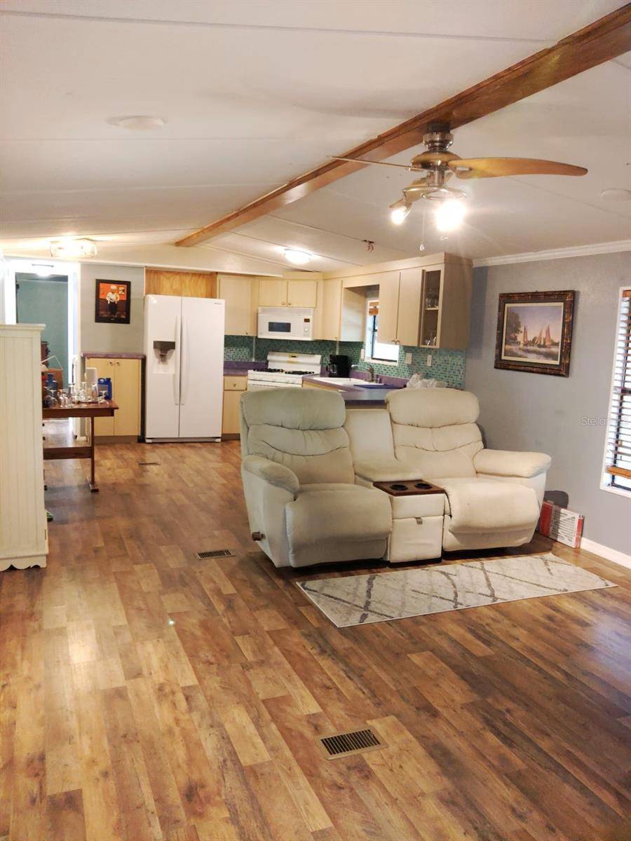 Leesburg, FL 34788,12141 LAKE PINES RD