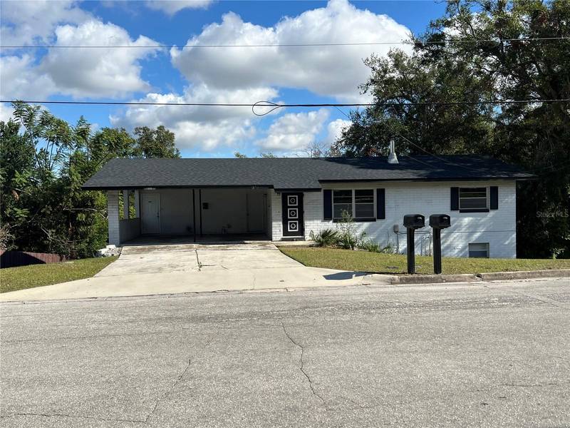 1325 EAST AVE, Clermont, FL 34711