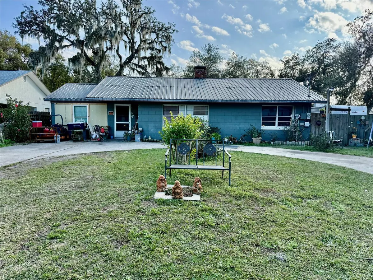 Umatilla, FL 32784,16100 3RD ST