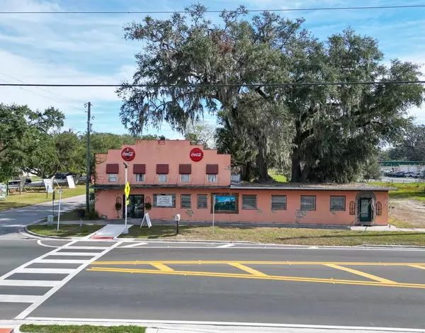 15 S MARKET BLVD, Webster, FL 33597