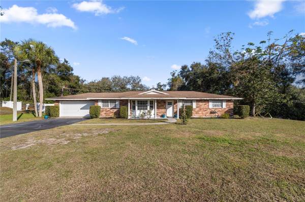 2937 EAGLES NEST RD, Fruitland Park, FL 34731