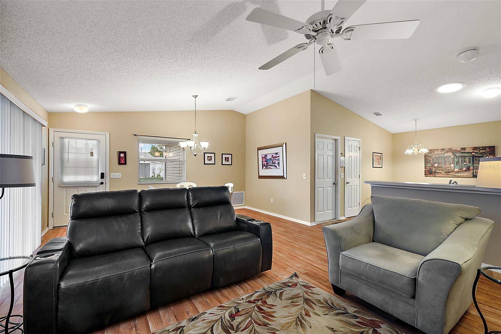 The Villages, FL 32162,1070 PINEWOOD PL