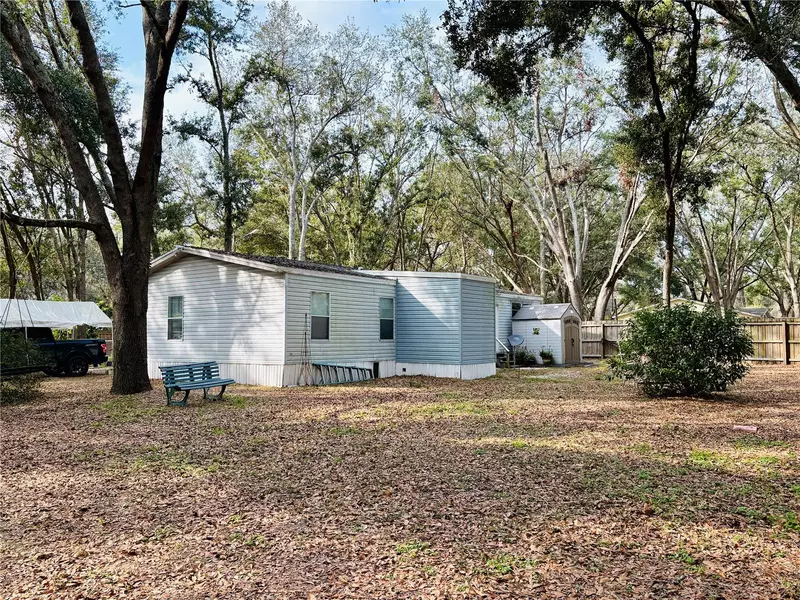 27328 MAGNOLIA AVE, Okahumpka, FL 34762