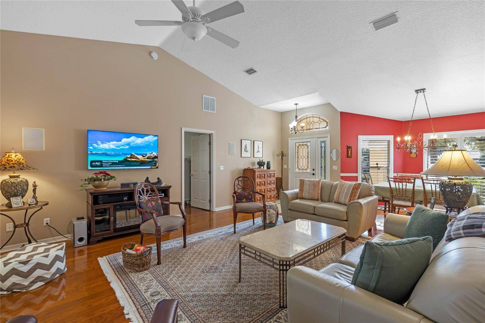 Lady Lake, FL 32159,39131 GRIFFIN LNDG