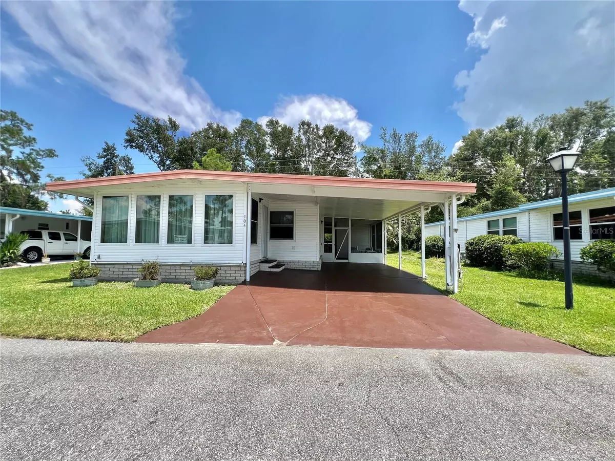 Leesburg, FL 34748,104 CHESTNUT ST