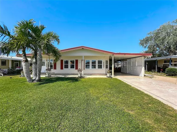 Tavares, FL 32778,1567 NASSAU CIR
