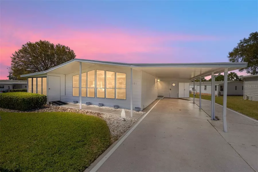 1501 W SCHWARTZ BLVD, Lady Lake, FL 32159