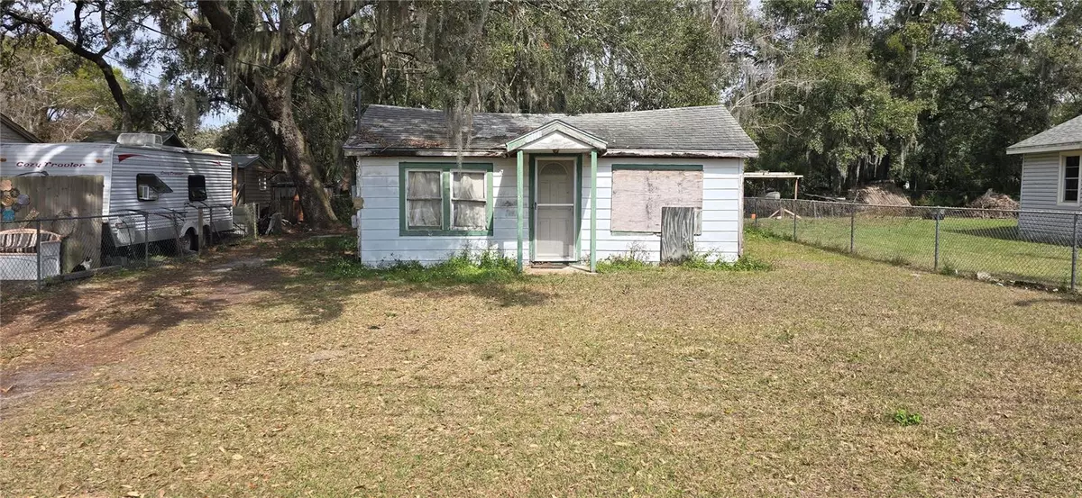 Umatilla, FL 32784,16123 3RD ST