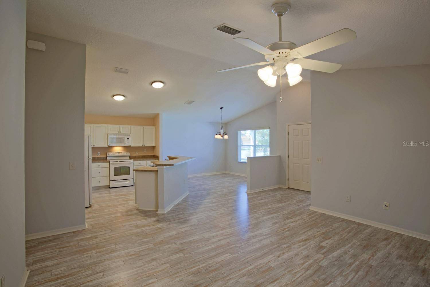 The Villages, FL 32162,2082 HARSTON TRL
