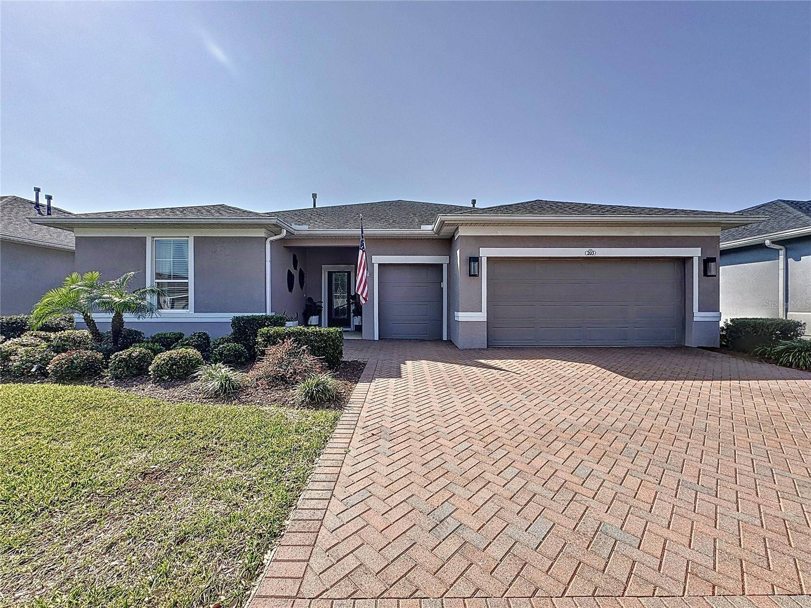 Groveland, FL 34736,203 SILVER MAPLE RD