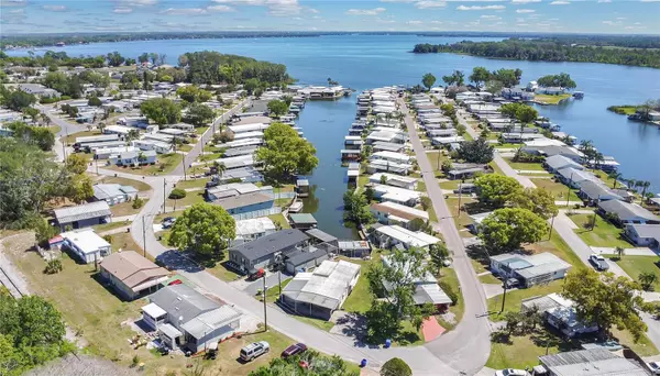 Tavares, FL 32778,1405 WESTLAND DR