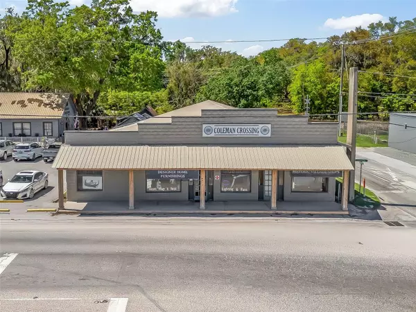 100 S COMMERCIAL ST, Coleman, FL 33521