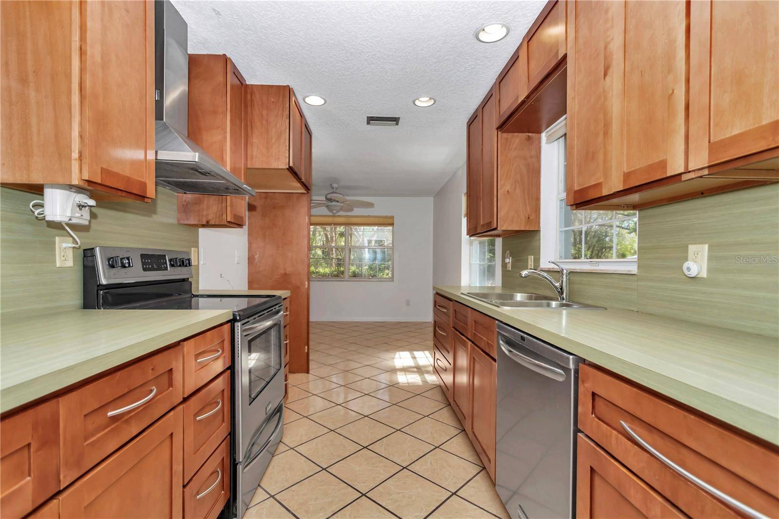 Dunnellon, FL 34432,12180 SW HIGHWAY 200