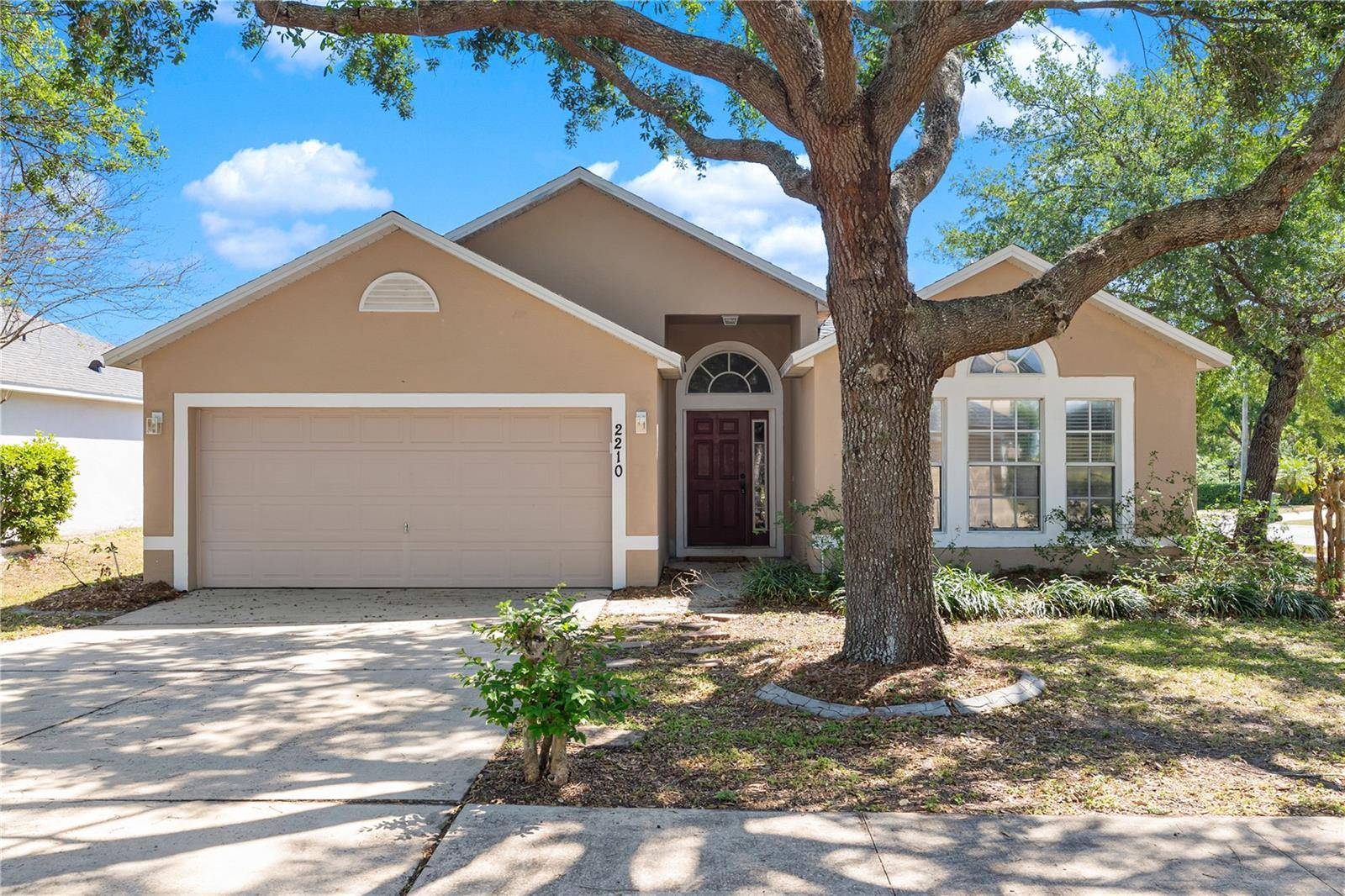2210 AITKIN LOOP, Leesburg, FL 34748